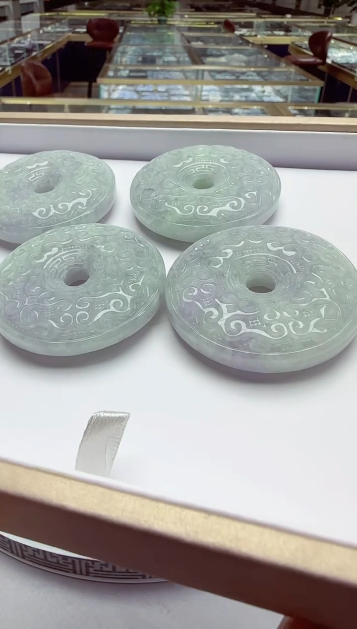 颈饰未镶嵌翡翠多样性发其一