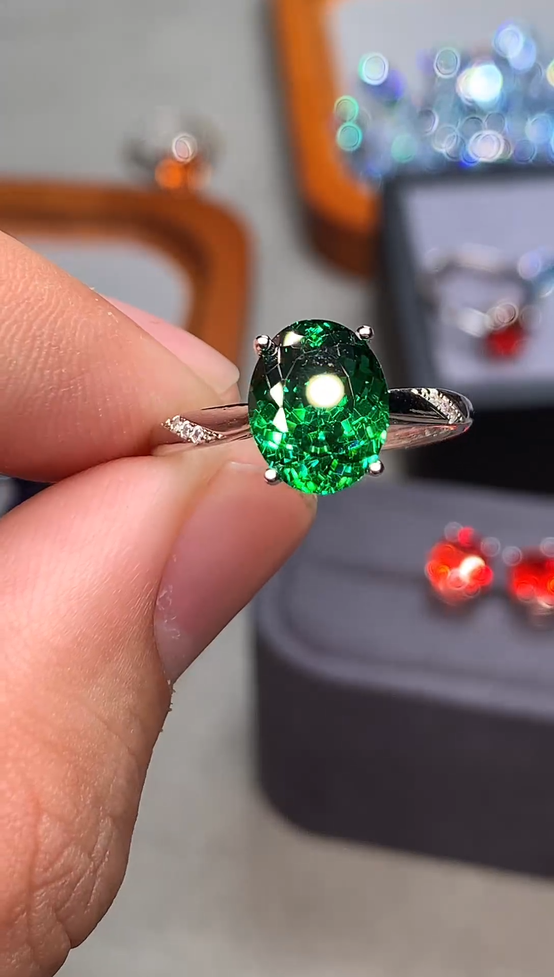 银S925镶嵌戒指绿色碧玺2222
