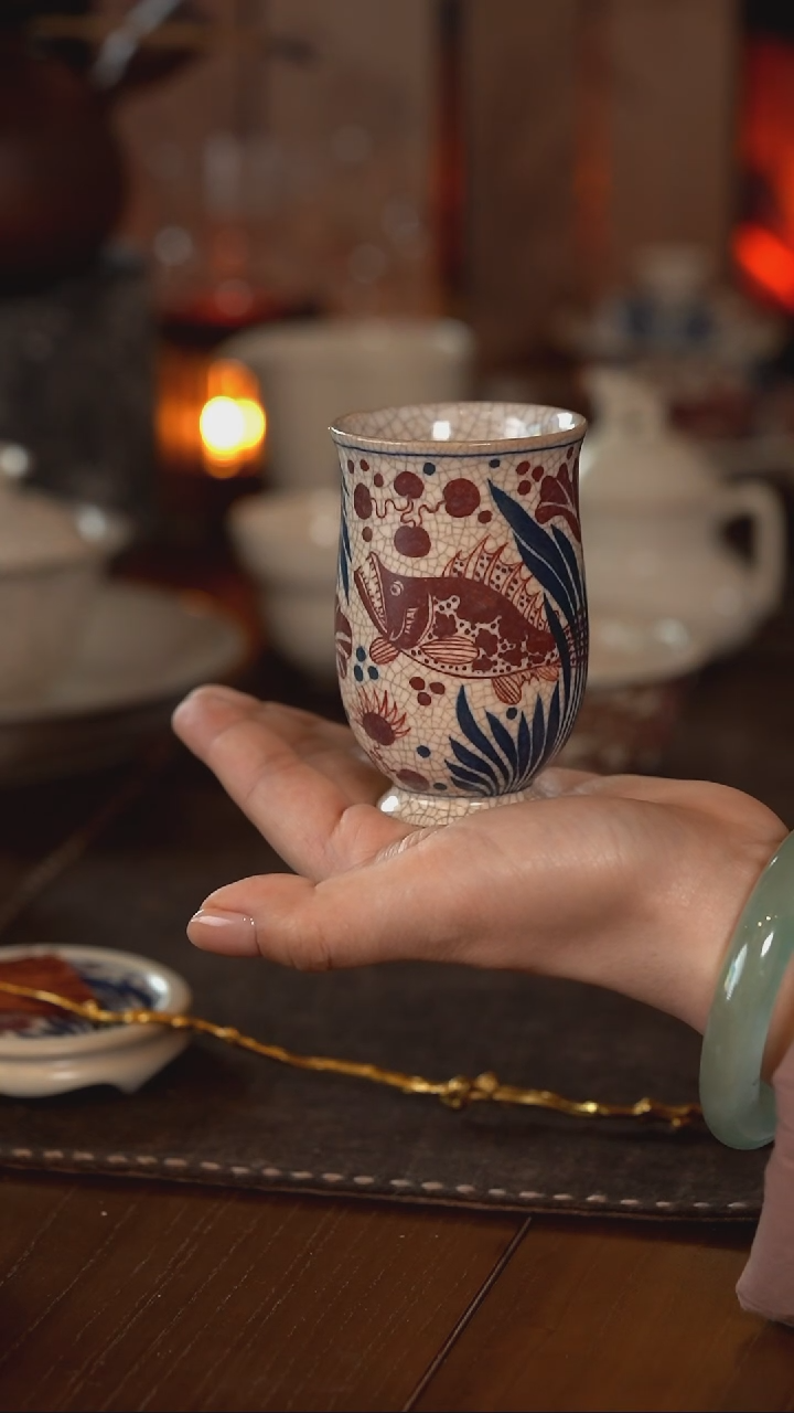 【闪购商品】霖松堂 鱼藻青花拓片红 玉兰杯