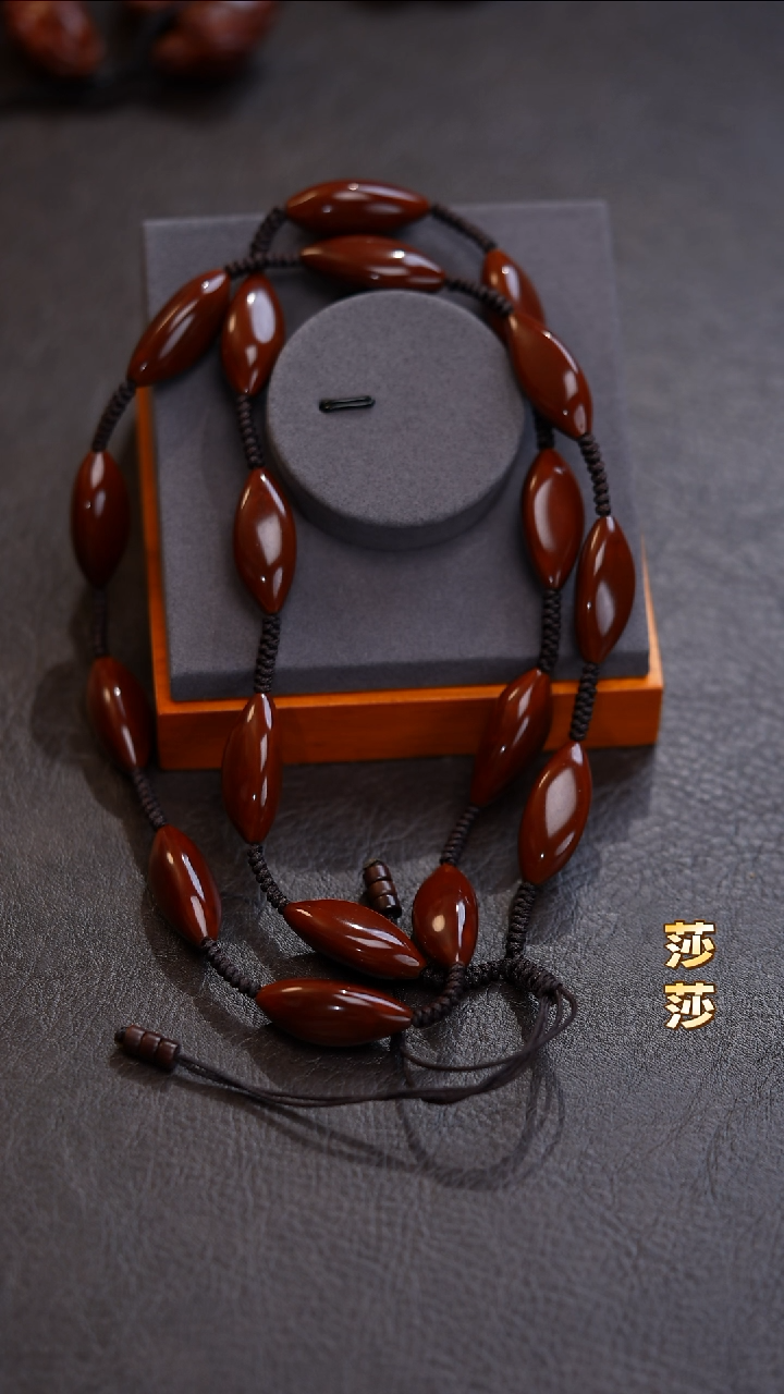 吊坠橄榄核清**咽橄榄核