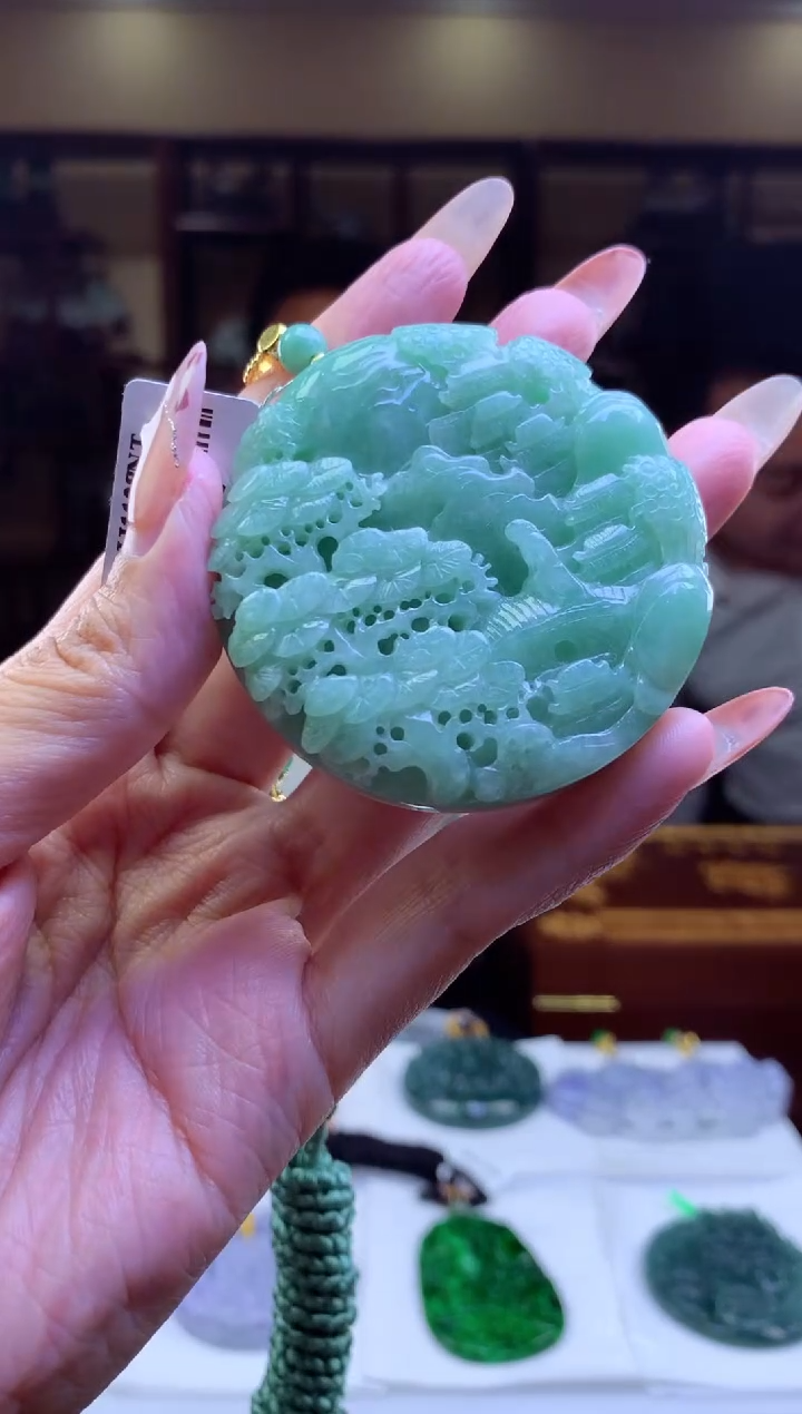 【闪购商品】定制翡翠未镶嵌挂件发货（拍一发一）