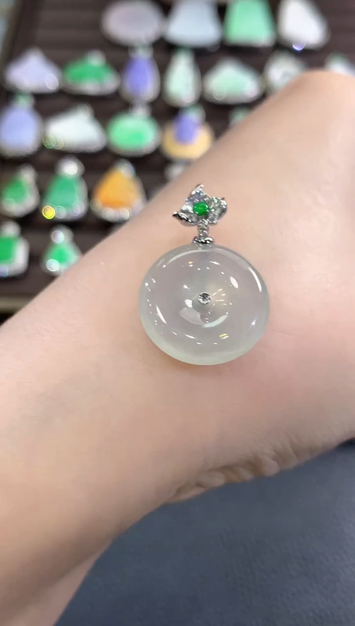 吊坠(不含链)18K金镶嵌翡翠b26 多样性一件发货