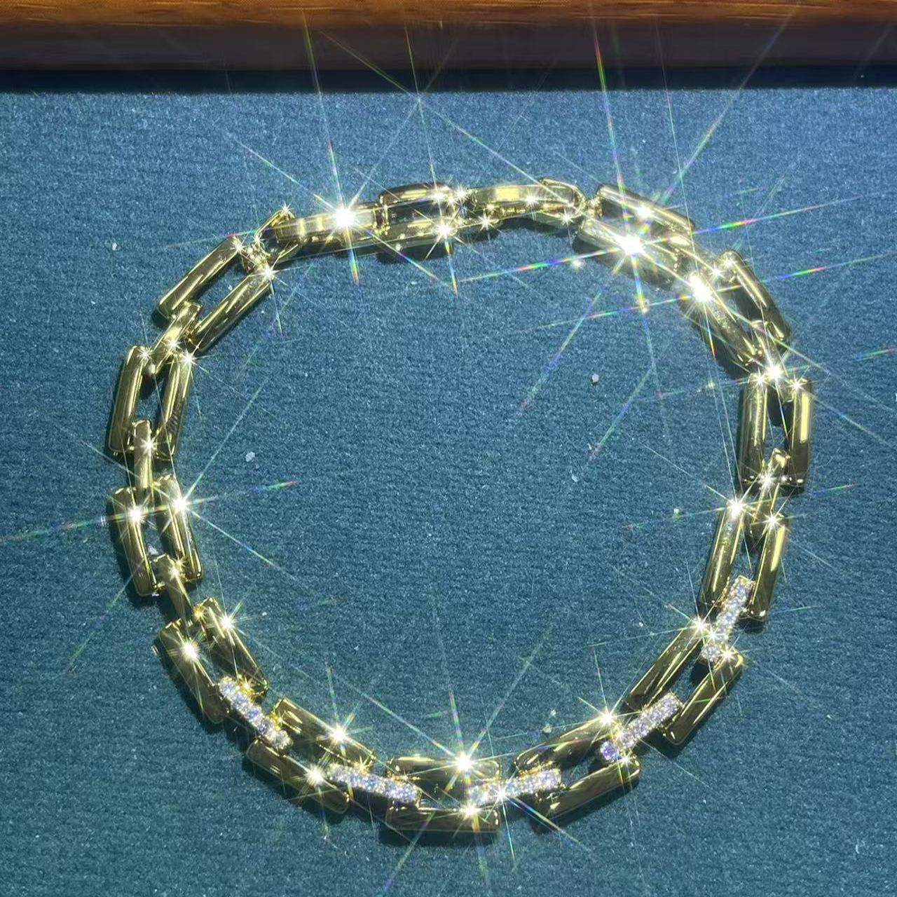 s8940黄色微镶手链多样性发货