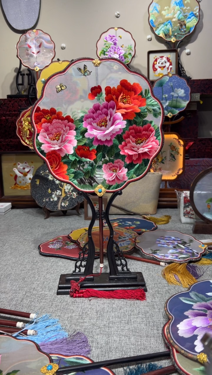 刺绣W****倩纯手工苏绣双面绣