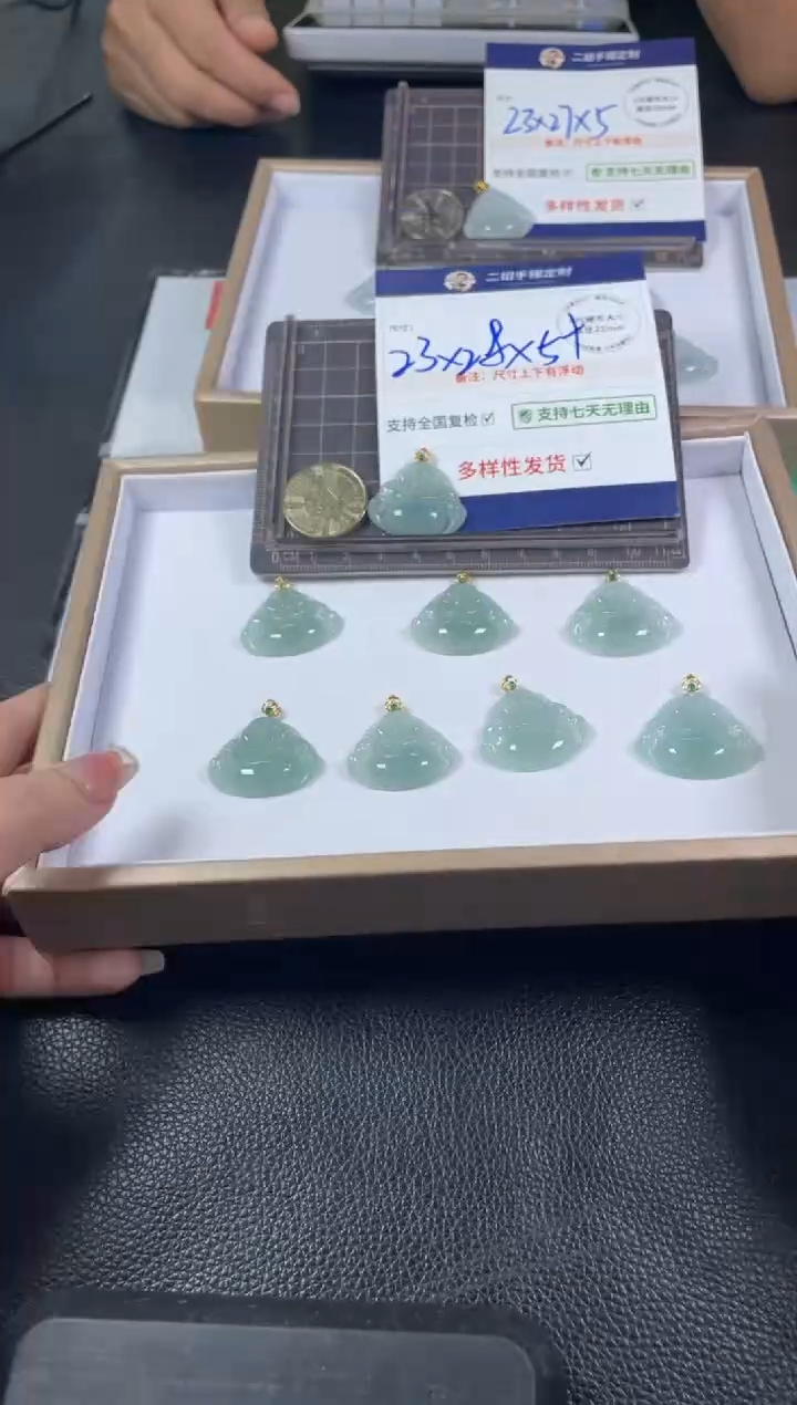 翡翠18K金镶嵌挂件佛公2/多样性发其一配绳@CP