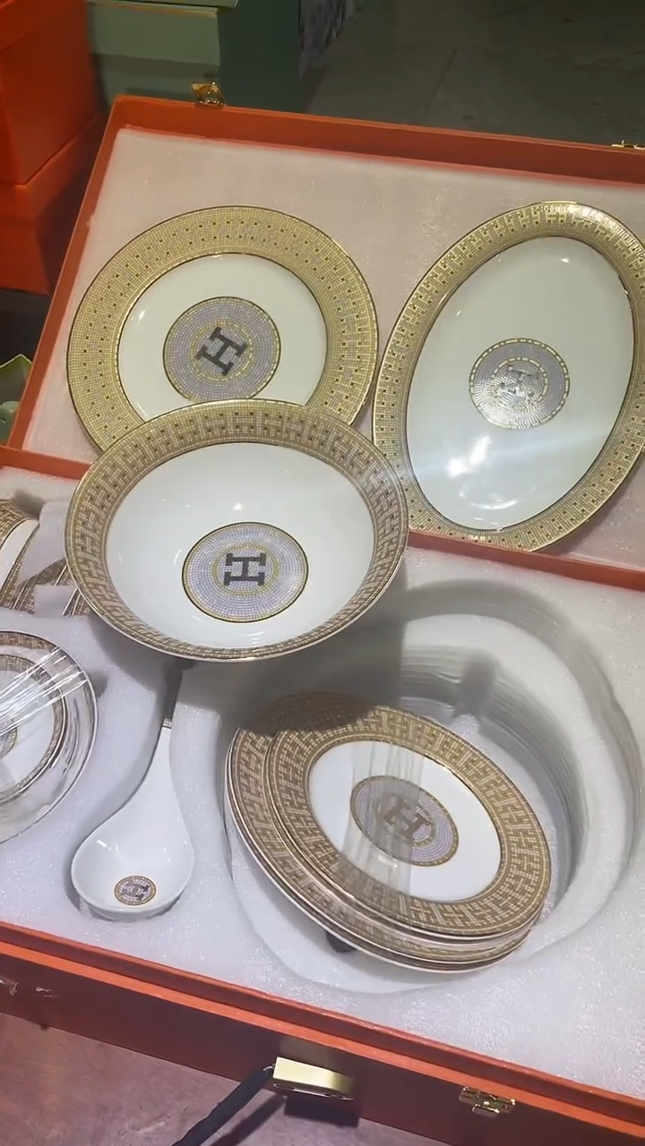杯鸿辉家品牌瓷器，京东包邮！