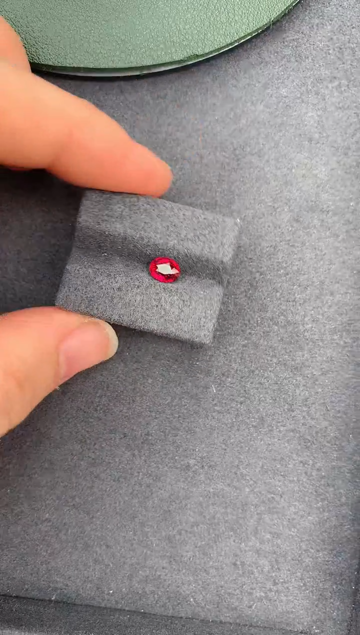 【闪购商品】红宝石裸石未镶嵌70分无烧鸽血红