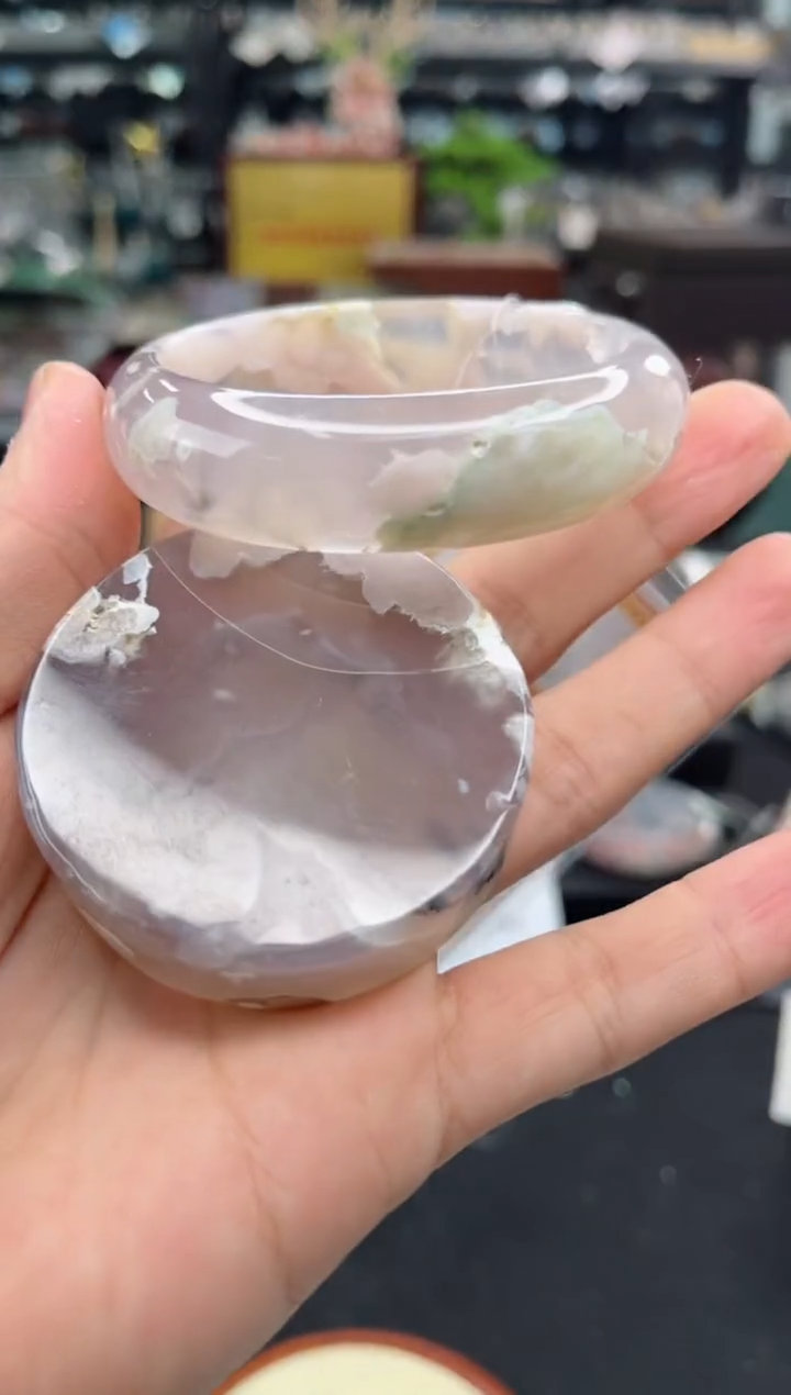 【闪购商品】石英质玉手镯未镶嵌57圈口（赠品镯心）3681492