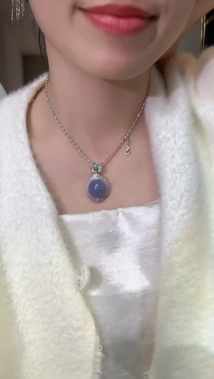 吊坠(不含链)18K金镶嵌翡翠冬日珠宝W54