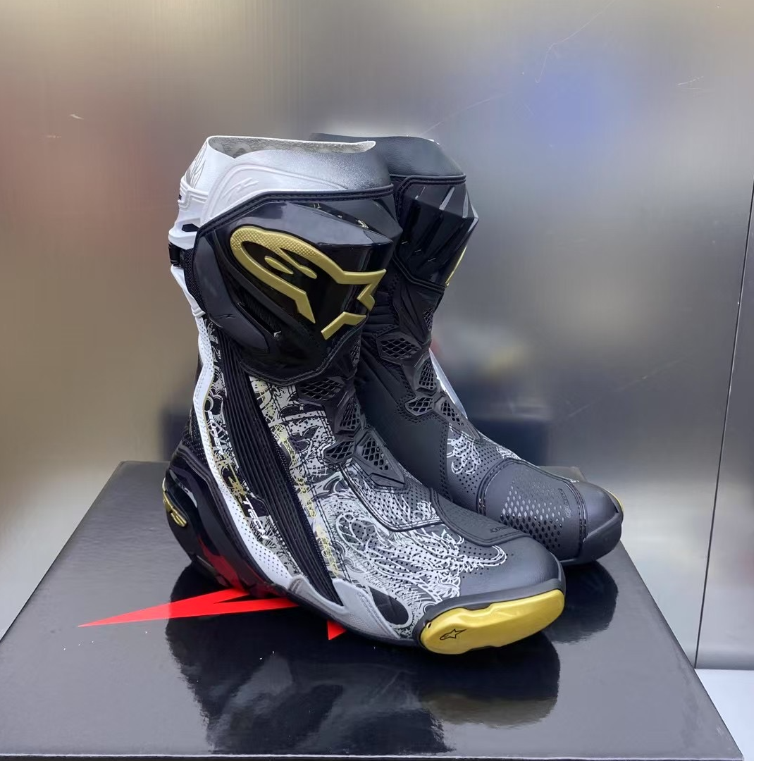 a星龙年限定专业赛车靴子赛道SUPERTECH R限量666双
