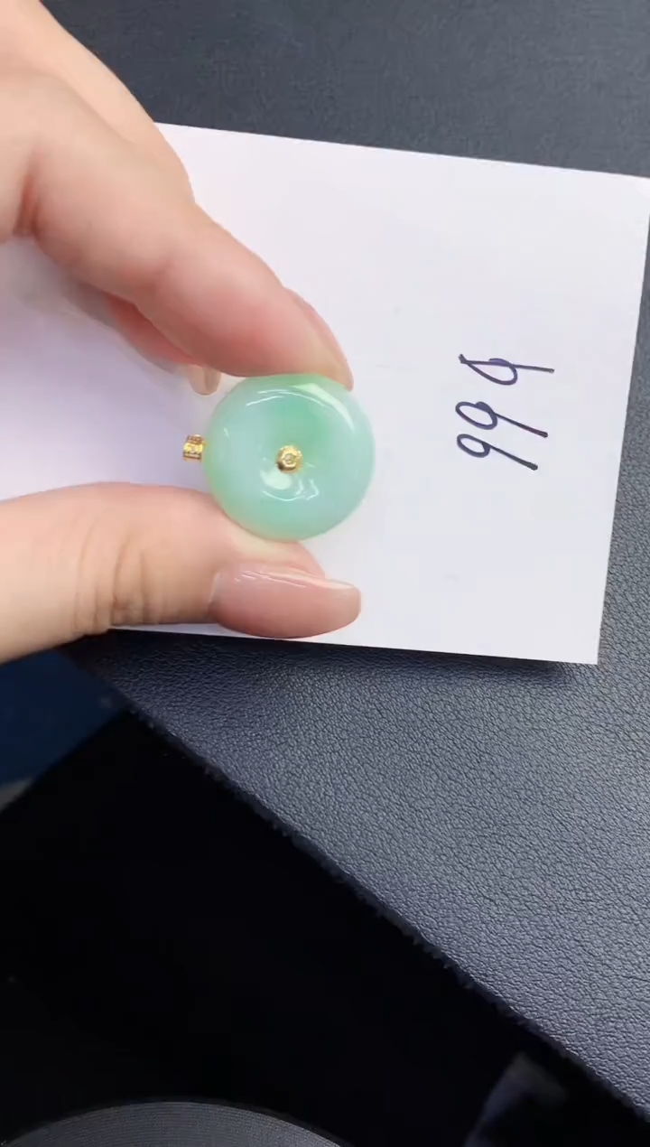 【闪购商品】翡翠颈饰18K金镶嵌0000000000