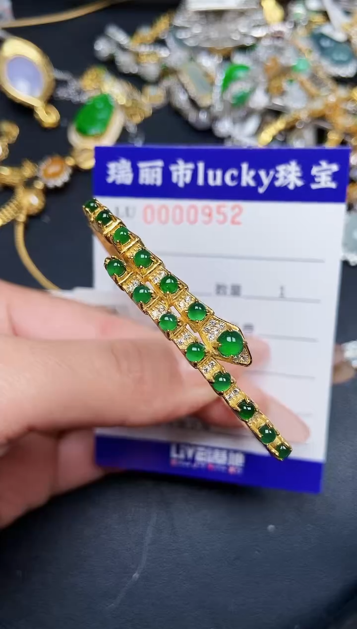 【闪购商品】翡翠颈饰银S925镶嵌0952