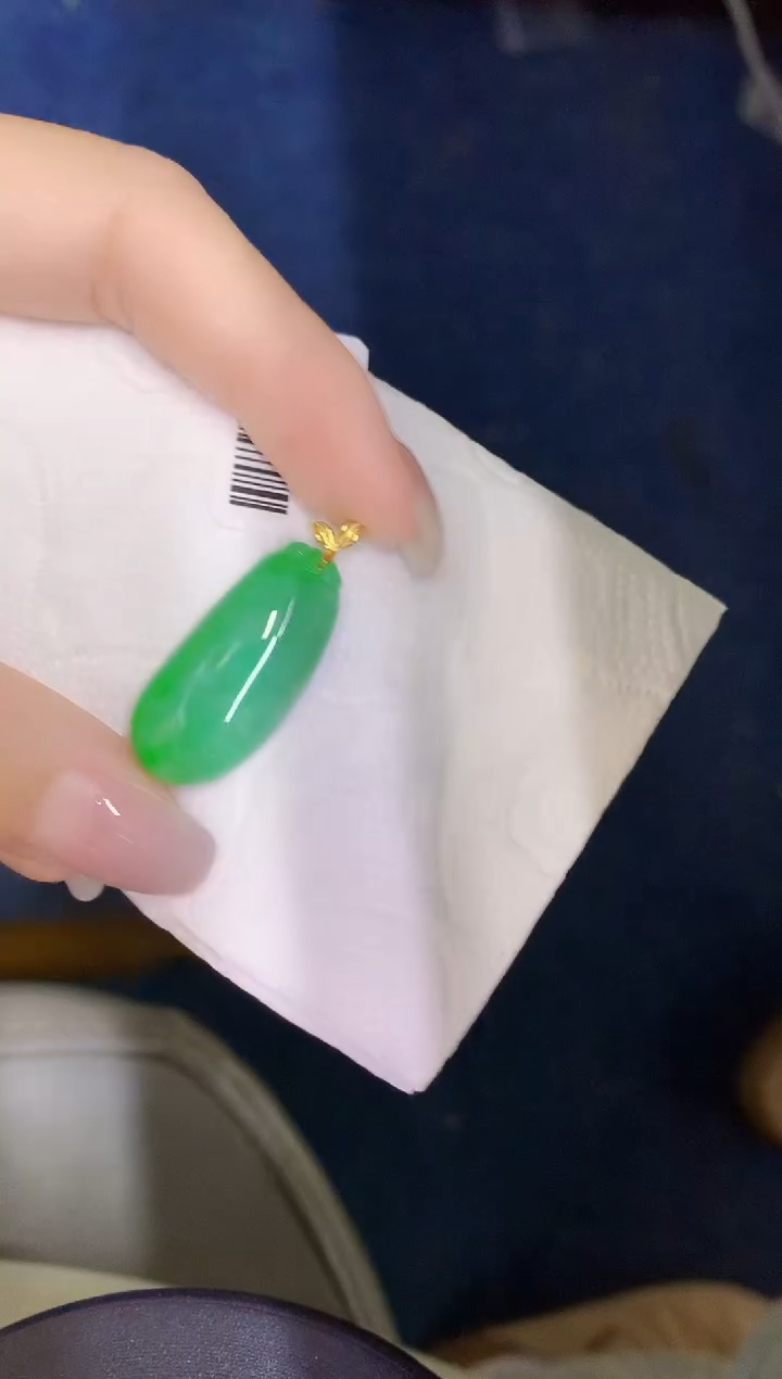 颈饰18K金镶嵌翡翠缅甸天然翡翠A货