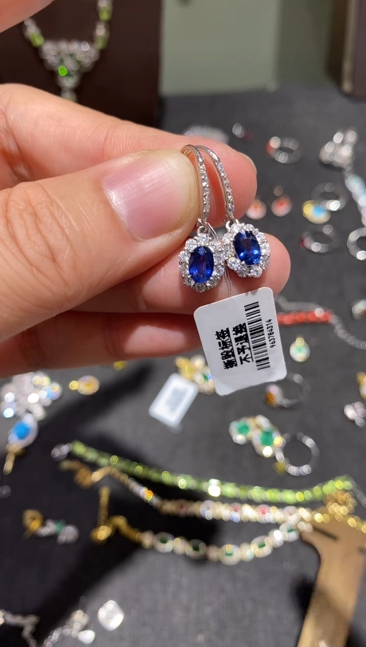 耳饰蓝宝石银S925镶嵌耳钉