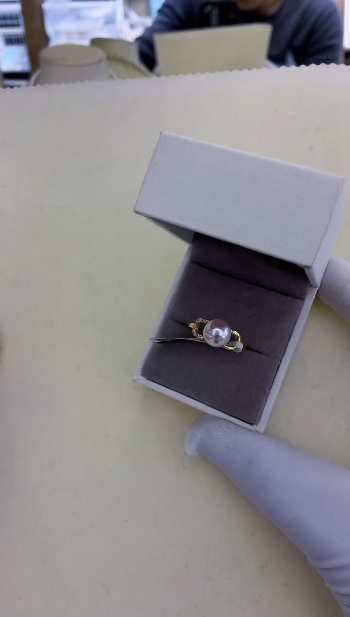 【闪购商品】18K金镶嵌饰品海水珍珠8-9钻石猪鼻子戒指