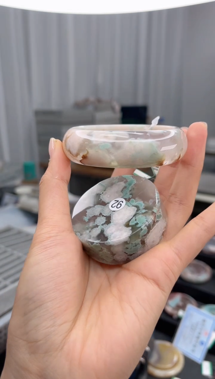 石英质玉手镯未镶嵌58圈口（赠送镯心）s95242