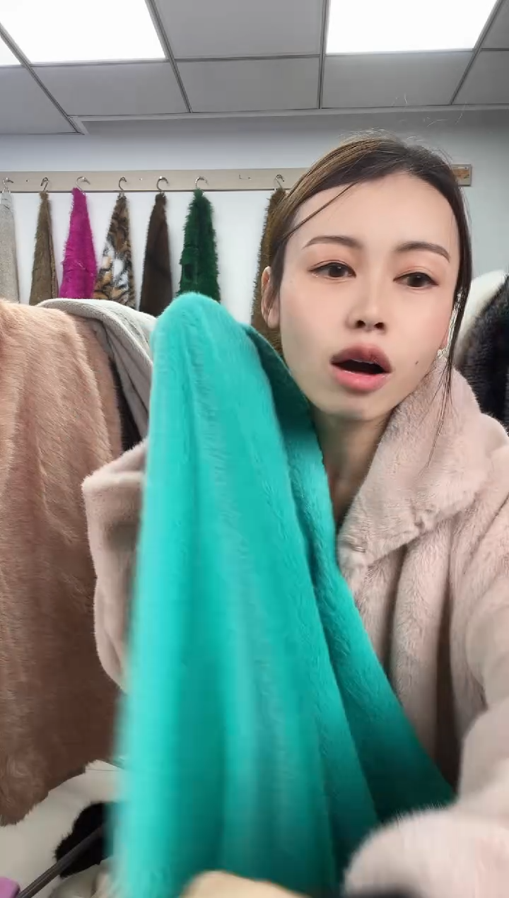 狐狸毛B12，尺寸1.6*2