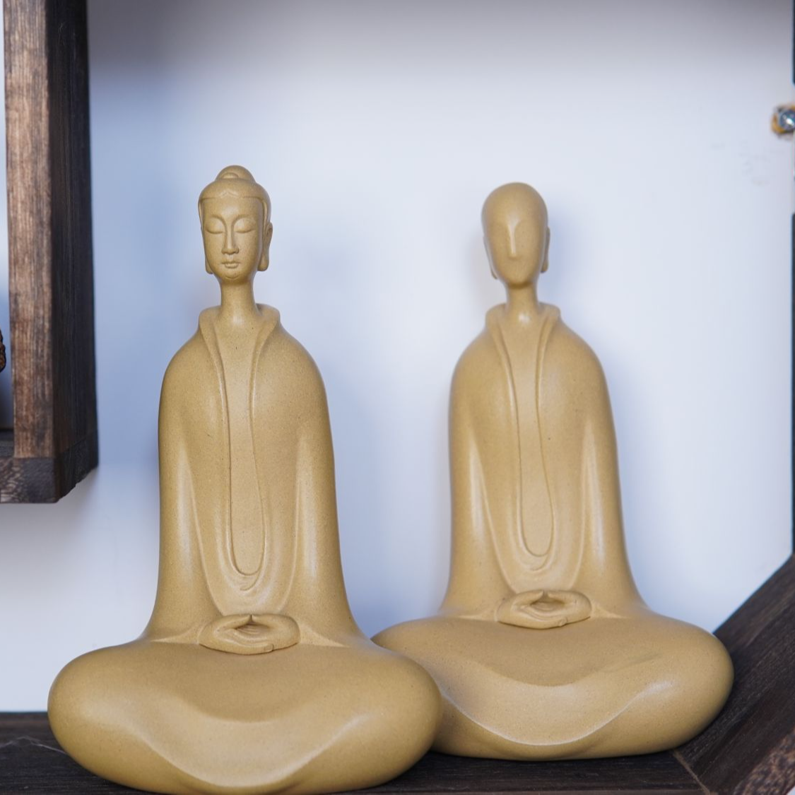 宜兴紫砂段泥无相摆件  一对