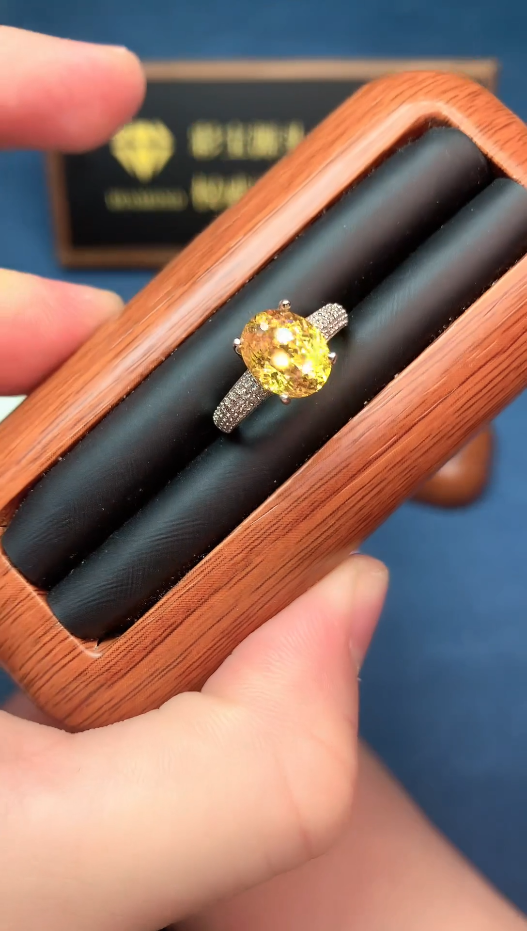 无925银黄色高订典藏轻奢戒指