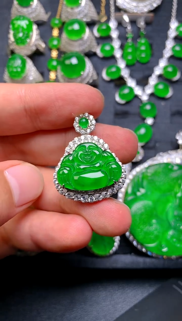 【闪购商品】翡翠颈饰银S925镶嵌佛公