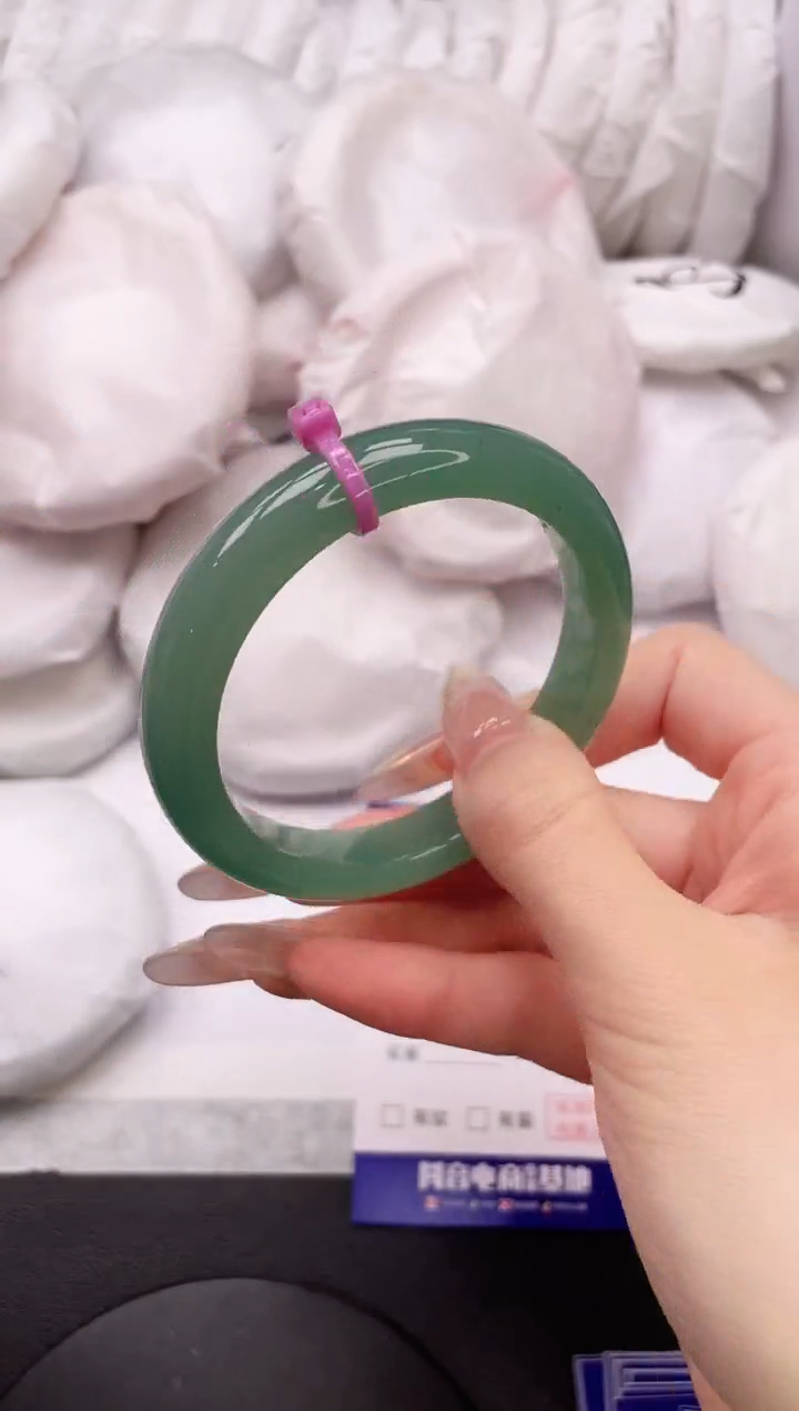 【闪购商品】石英质玉手镯未镶嵌4K291-54