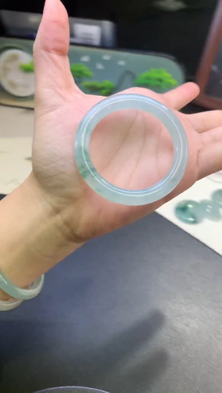 未镶嵌定制翡翠毛货