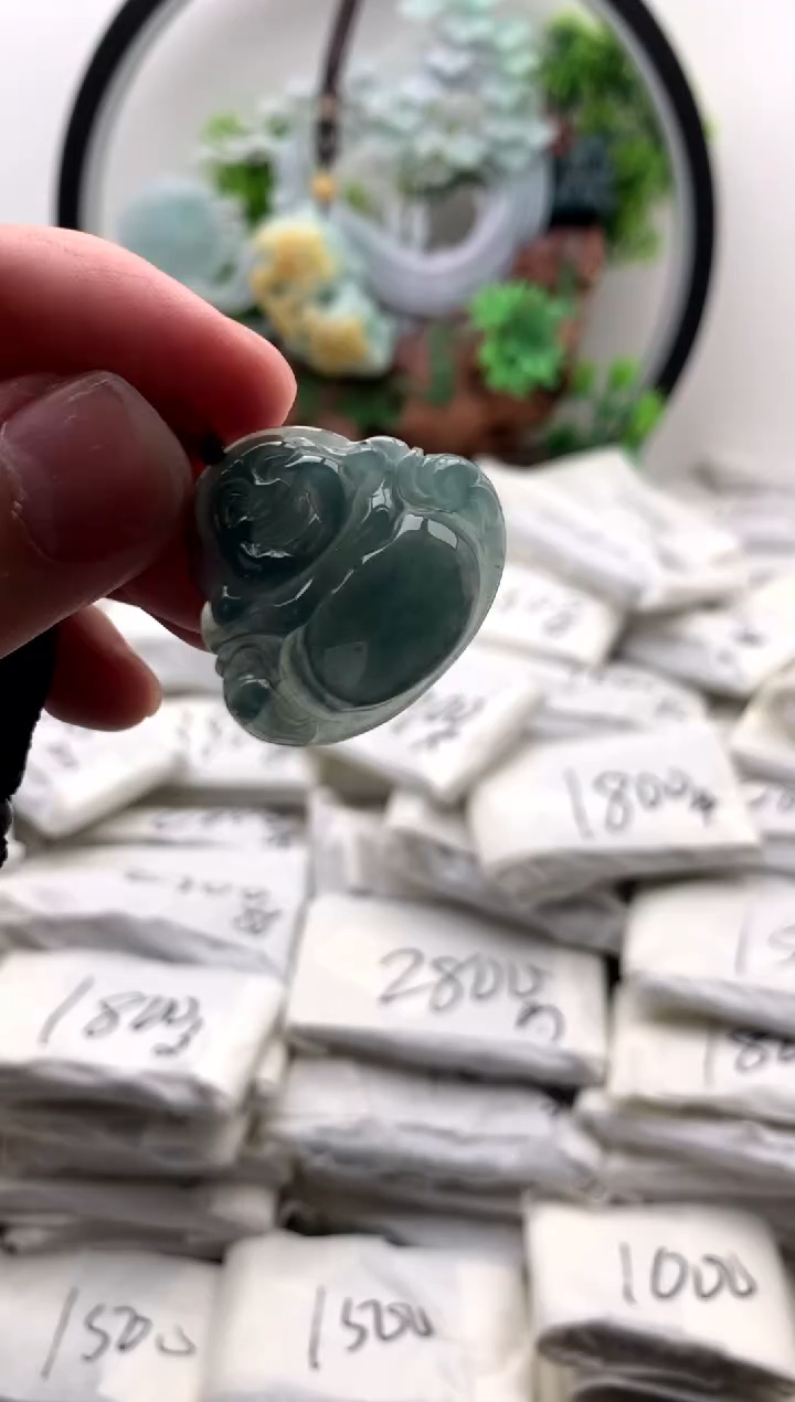 【闪购商品】翡翠颈饰未镶嵌佛公【品质一般能接受再拍】