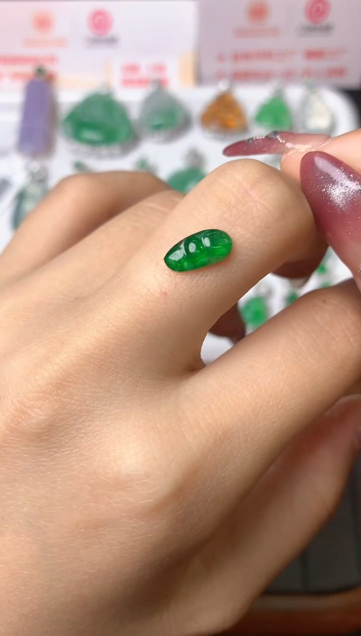 【闪购商品】定制翡翠未镶嵌裸石（镶嵌定制）