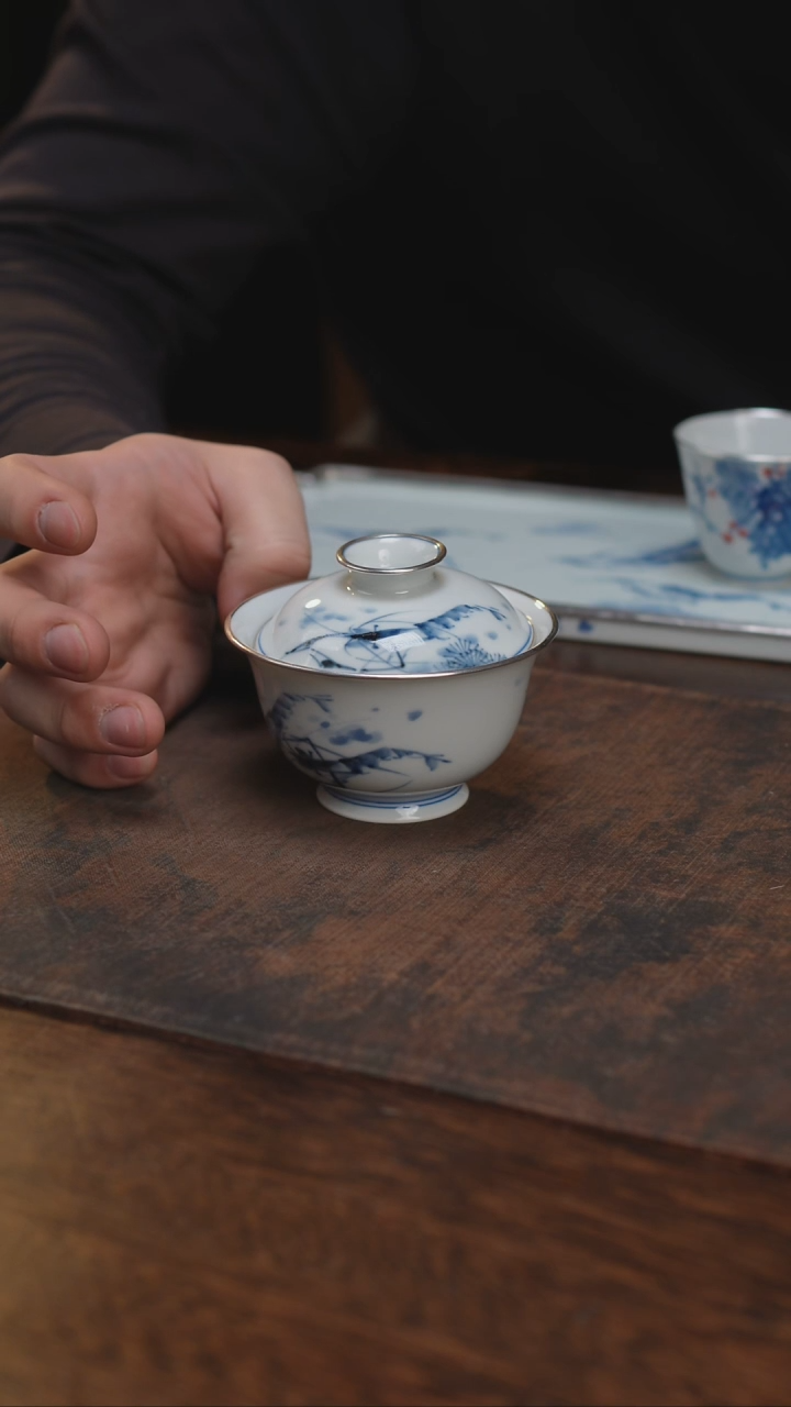 手绘仿明虾盖碗包银