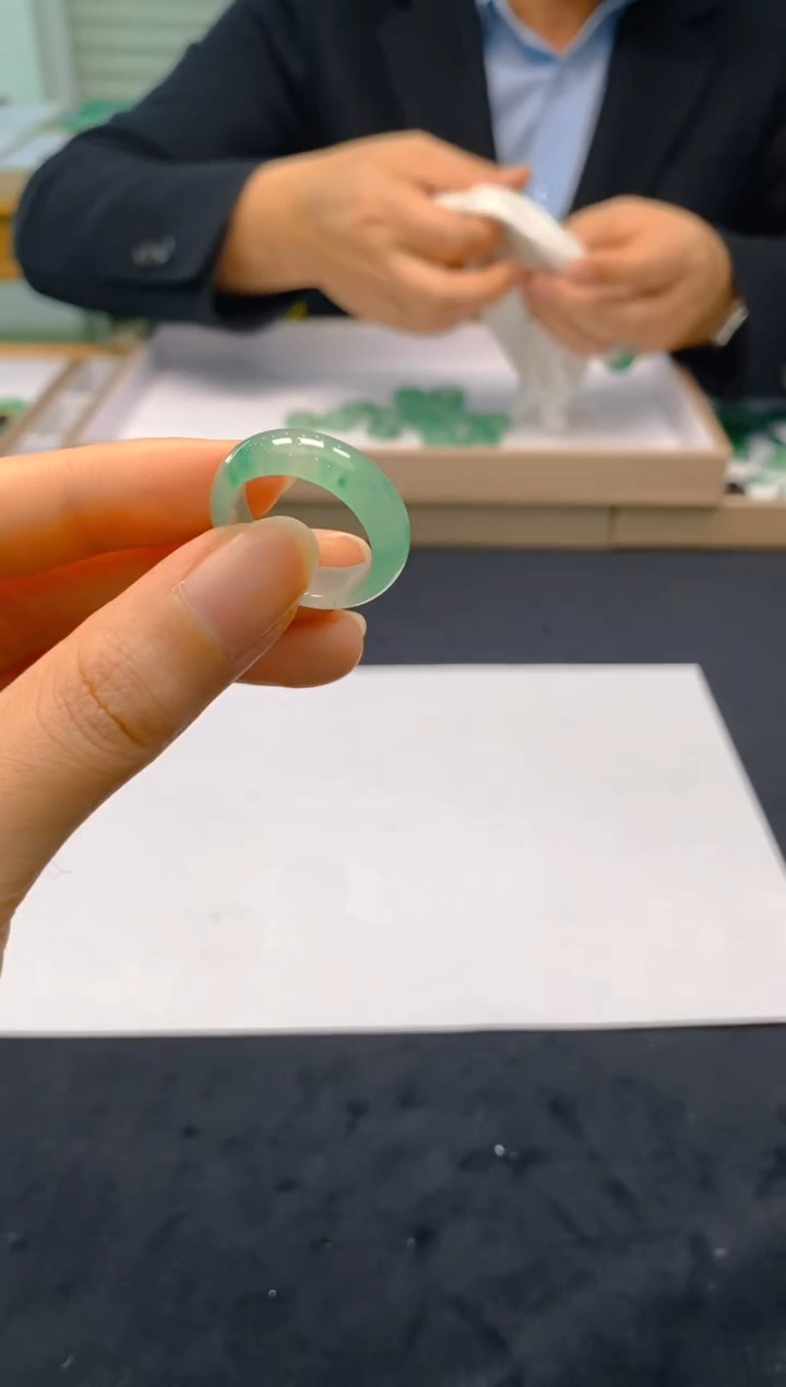 【闪购商品】石英质玉戒指未镶嵌冰美人非洲翠135