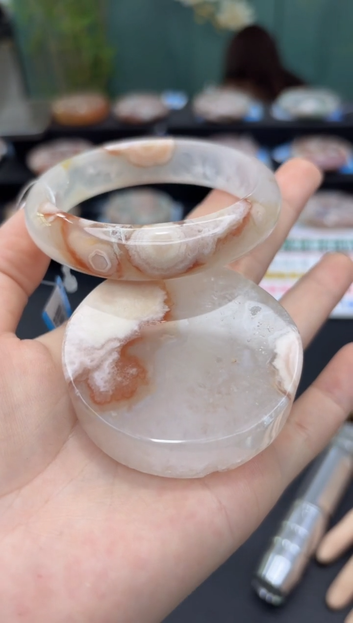 石英质玉未镶嵌手镯A1081(59圈赠送镯心)