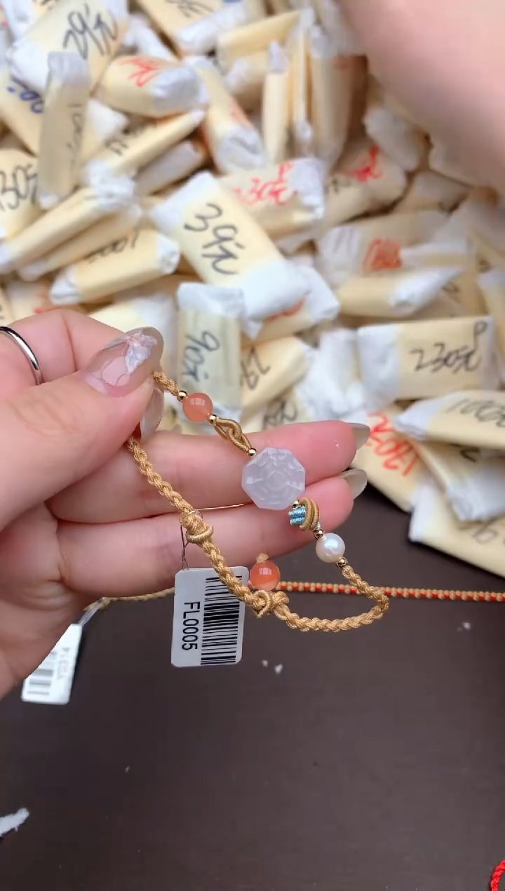 【闪购商品】翡翠挂件未镶嵌—