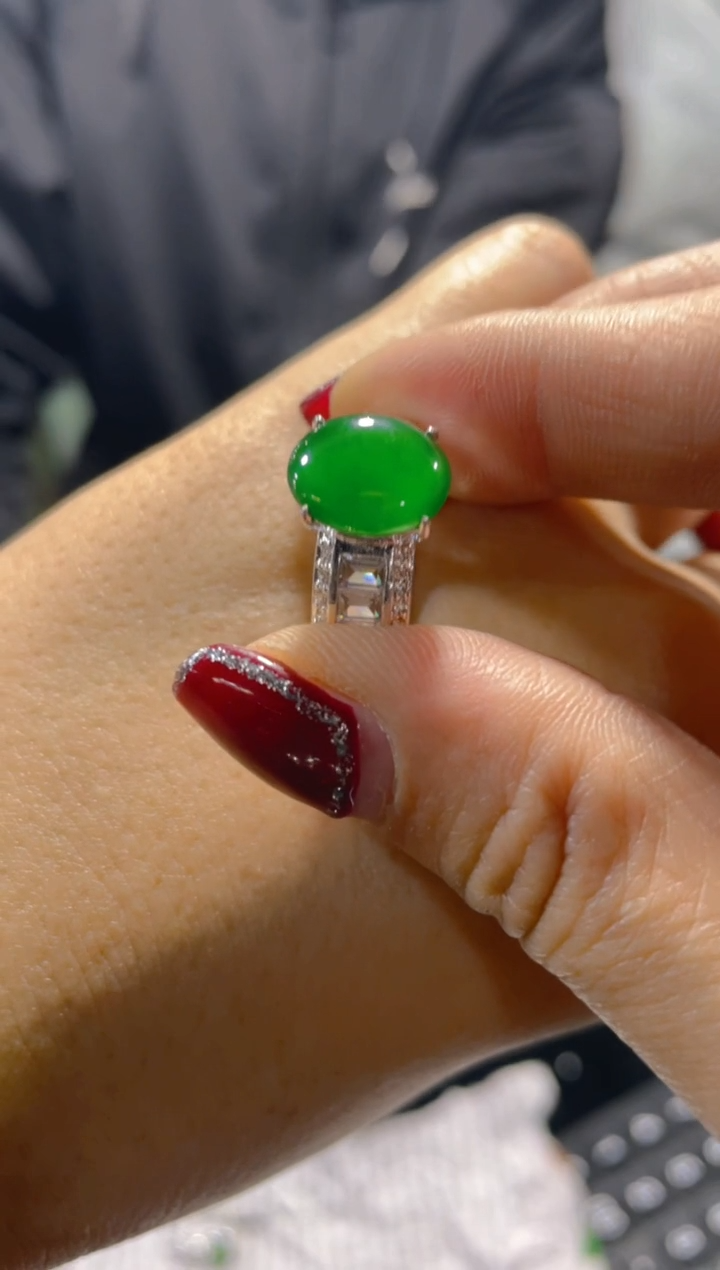 【闪购商品】定制翡翠未镶嵌天然A货翡翠假一罚四（多样性）