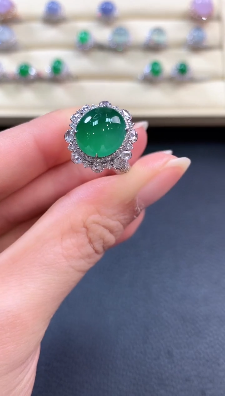 【闪购商品】翡翠戒指18K金镶嵌b140