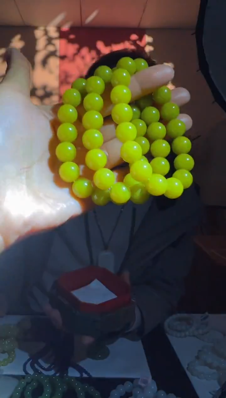 未镶嵌岫玉颈饰a9