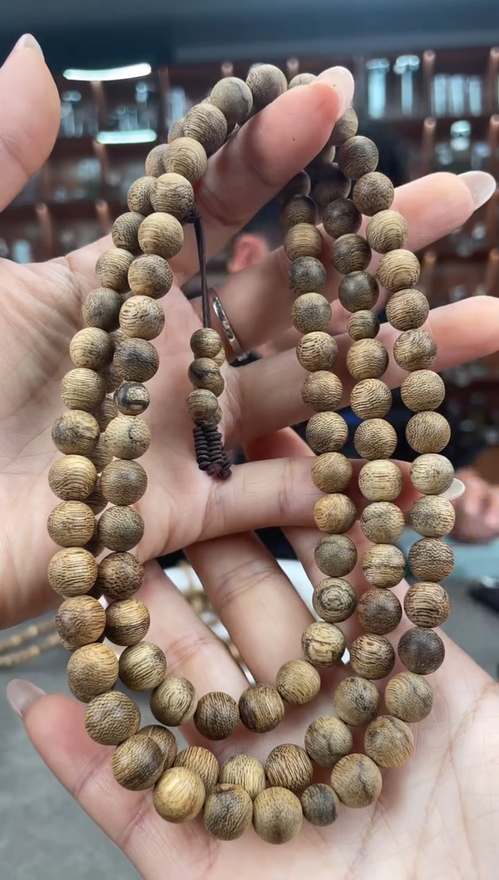 【闪购商品】沉香手串93号达拉干多样性发一条