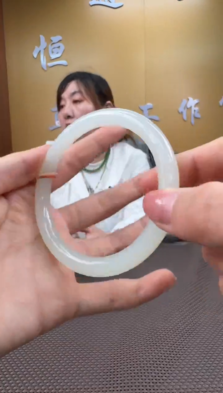 和田玉未镶嵌颈饰手镯62