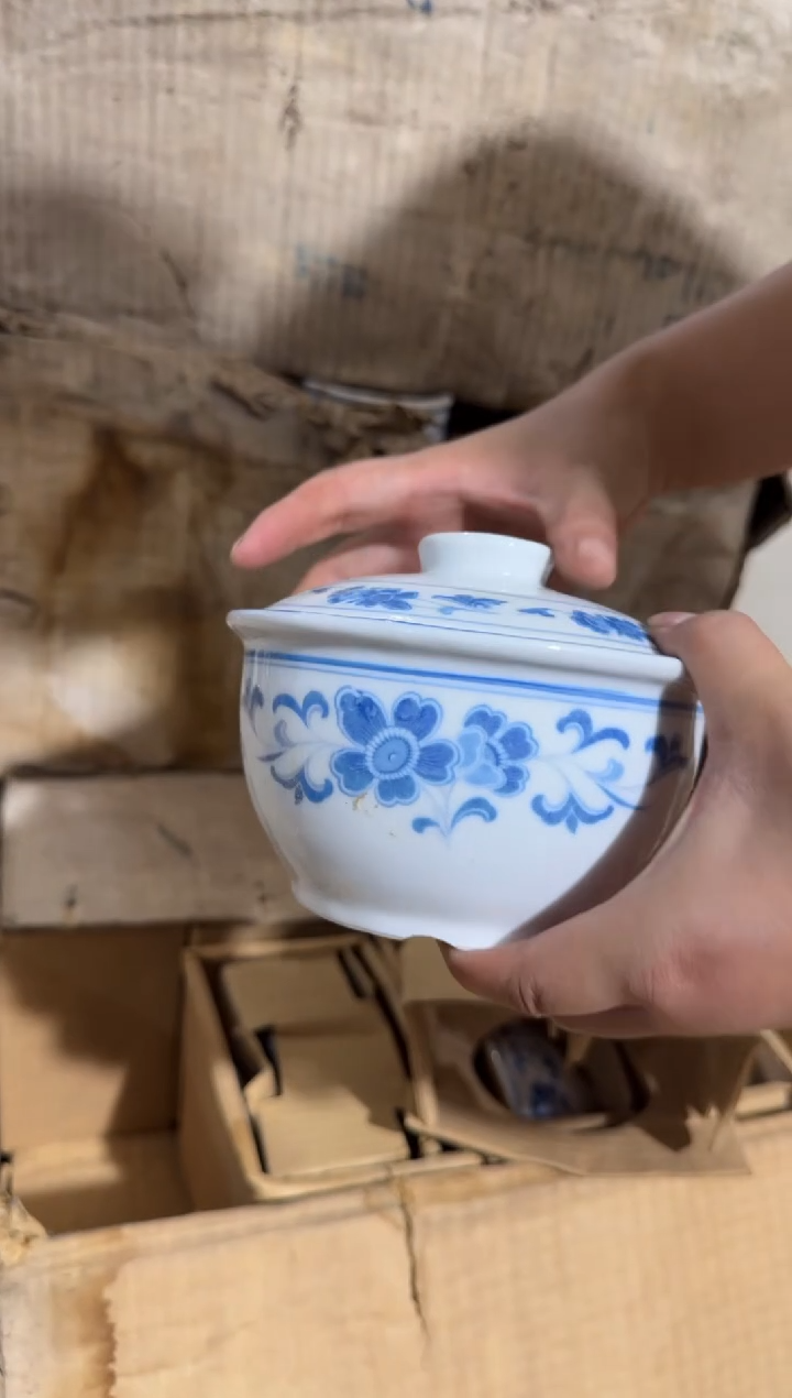 摆件蓝海棠炖盅600毫升微瑕请慎拍