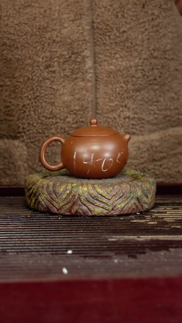 宜兴原矿紫砂壶茶壶宜兴原矿紫砂壶茶壶140C