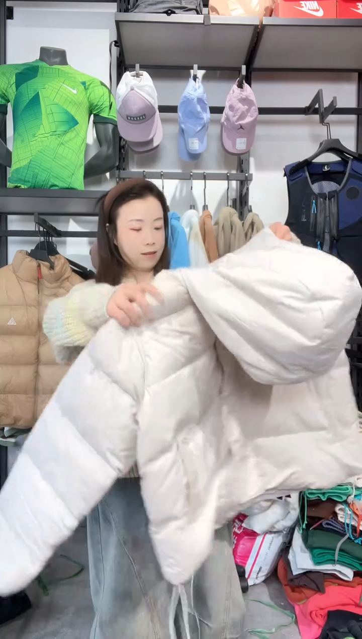 1285闪购编码  运动卫衣裤以直播间过款为准 尺码. 