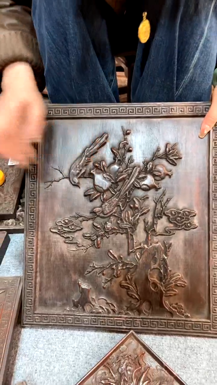 【闪购商品】木A紫檀雕刻板一物一拍以直播间为准