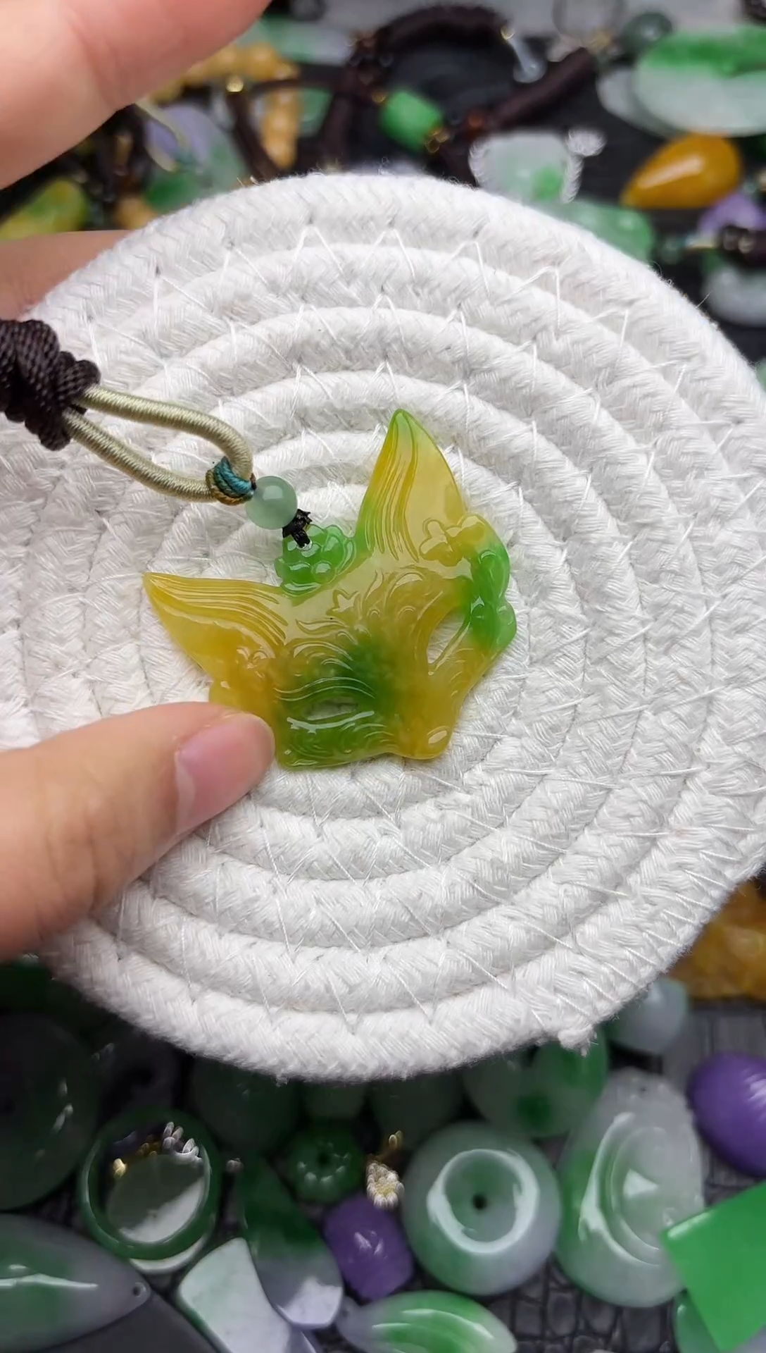 颈饰未镶嵌翡翠缅甸翡翠吊坠