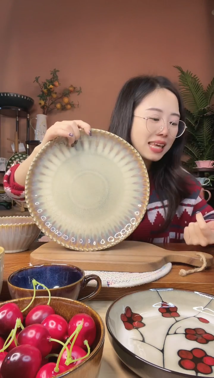 陶瓷10.5英寸珠点大盘 微瑕疵