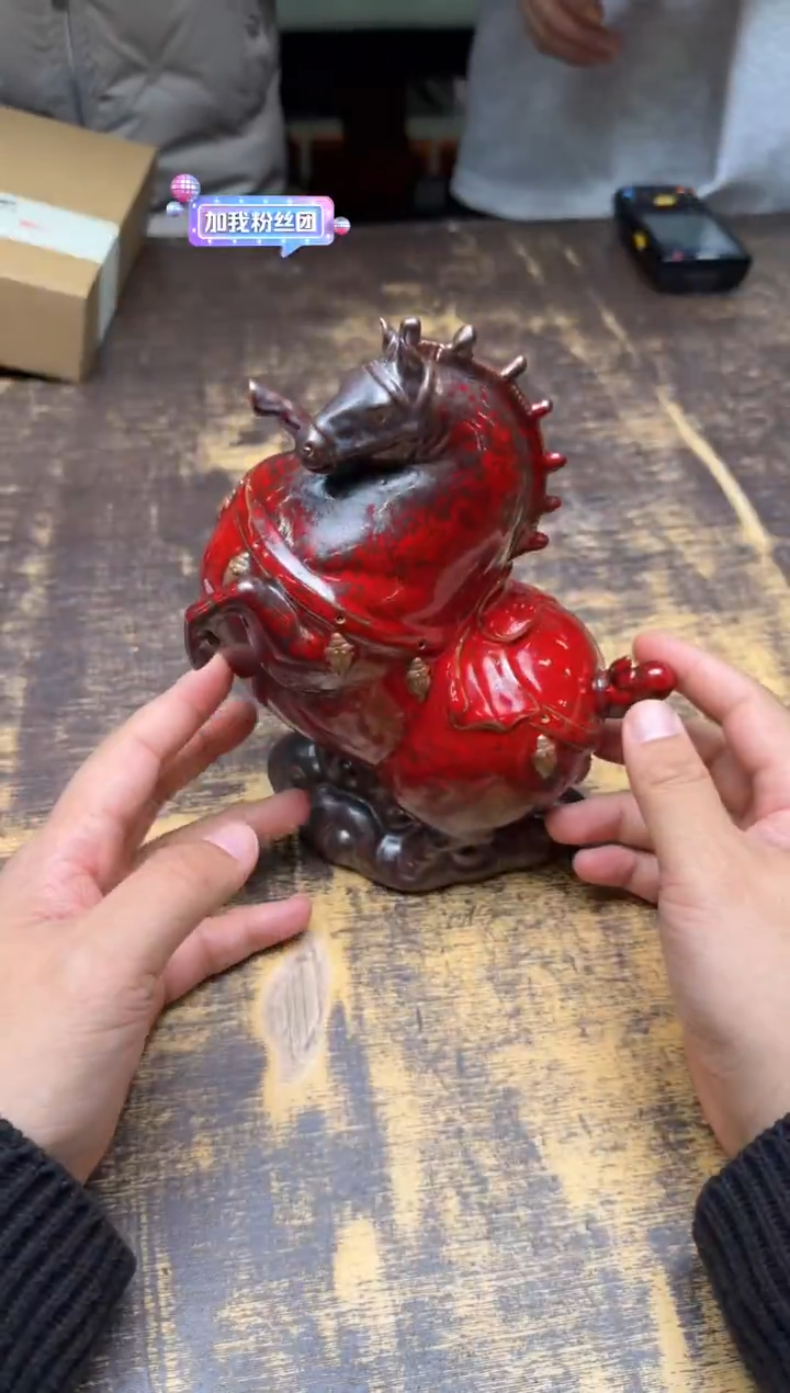 Z王顺立马（红）摆件