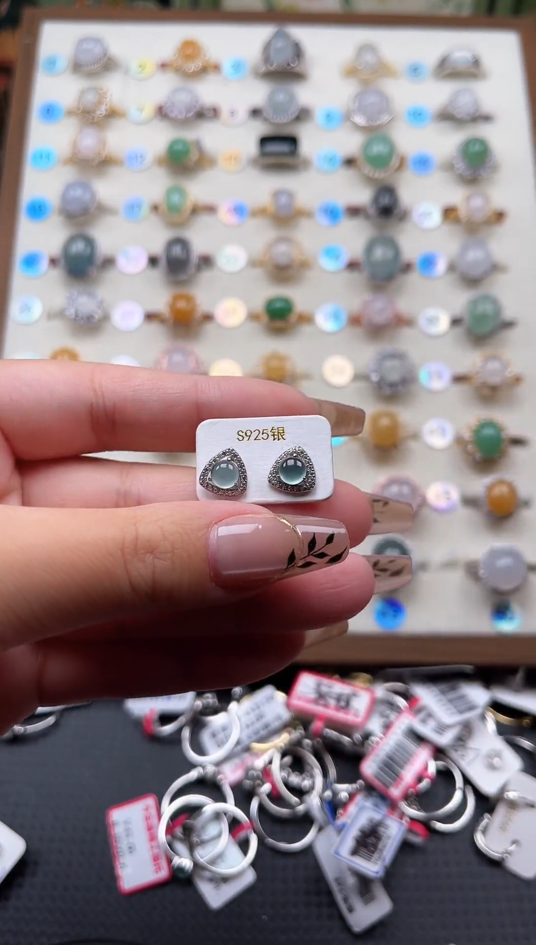 【闪购商品】翡翠耳饰银S925镶嵌天然A货翡翠耳钉