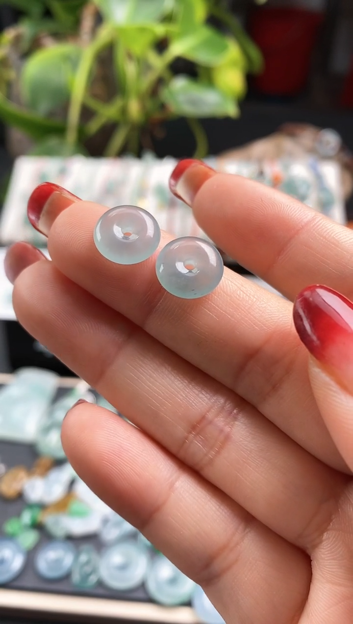 【闪购商品】翡翠散珠平安扣一对