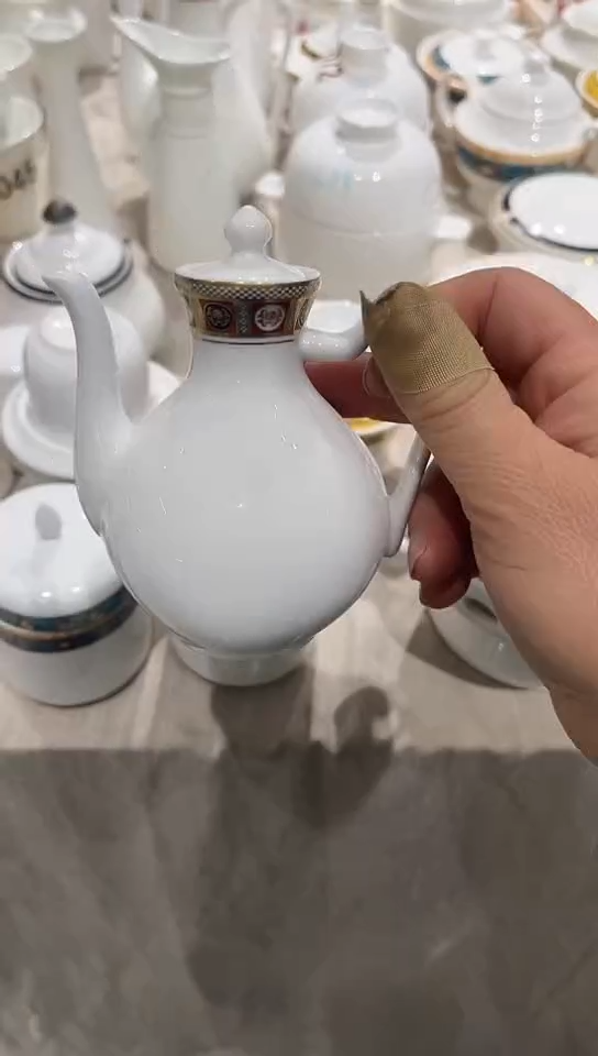 瓷酱醋壶1个隆达骨瓷