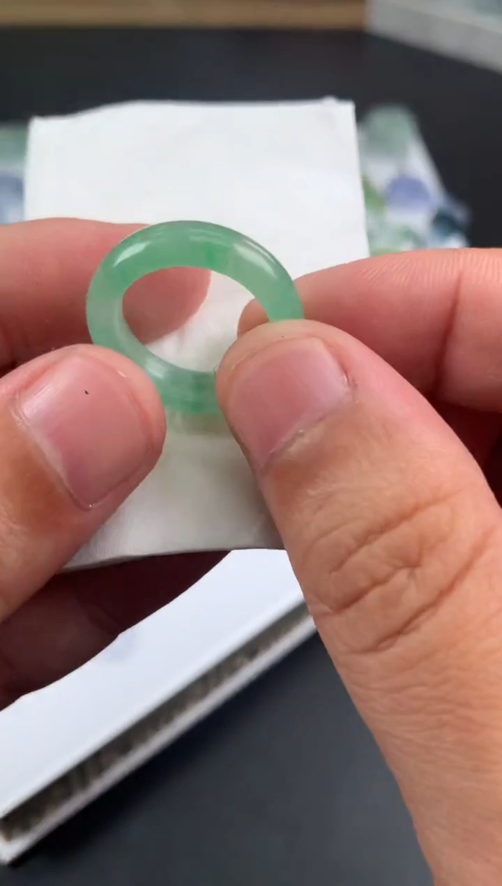 【闪购商品】定制翡翠未镶嵌翡翠