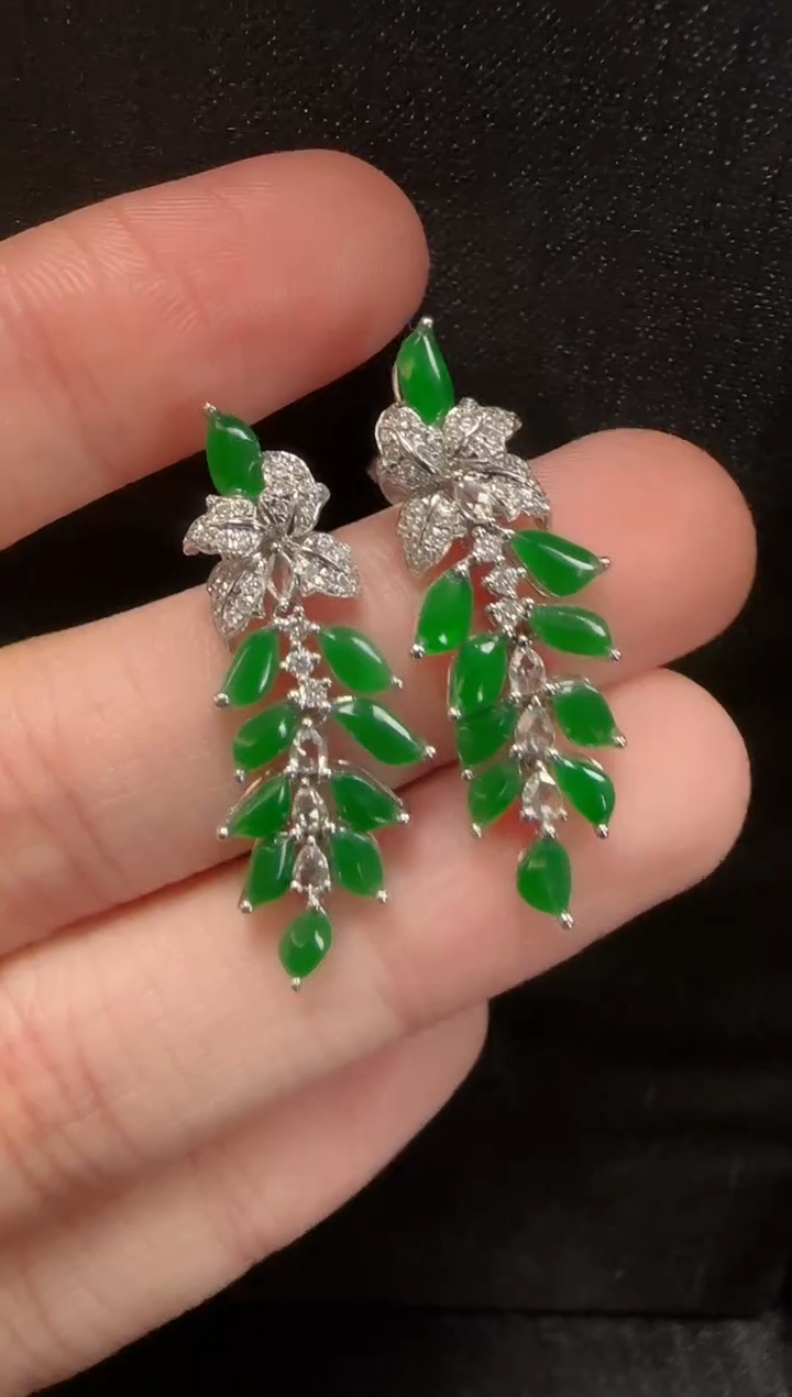 18K金镶嵌翡翠耳饰952麦穗一对