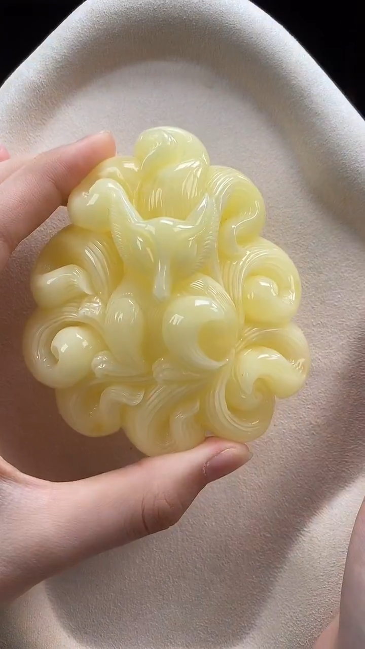 琥珀颈饰未镶嵌吊坠